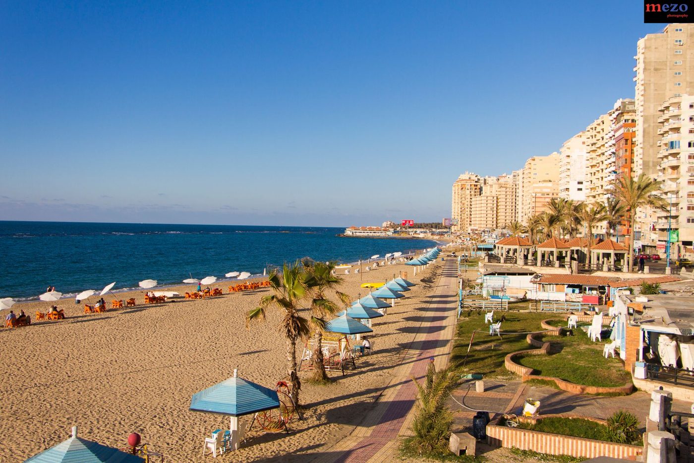 كورنيش الإسكندرية والبحر المتوسط