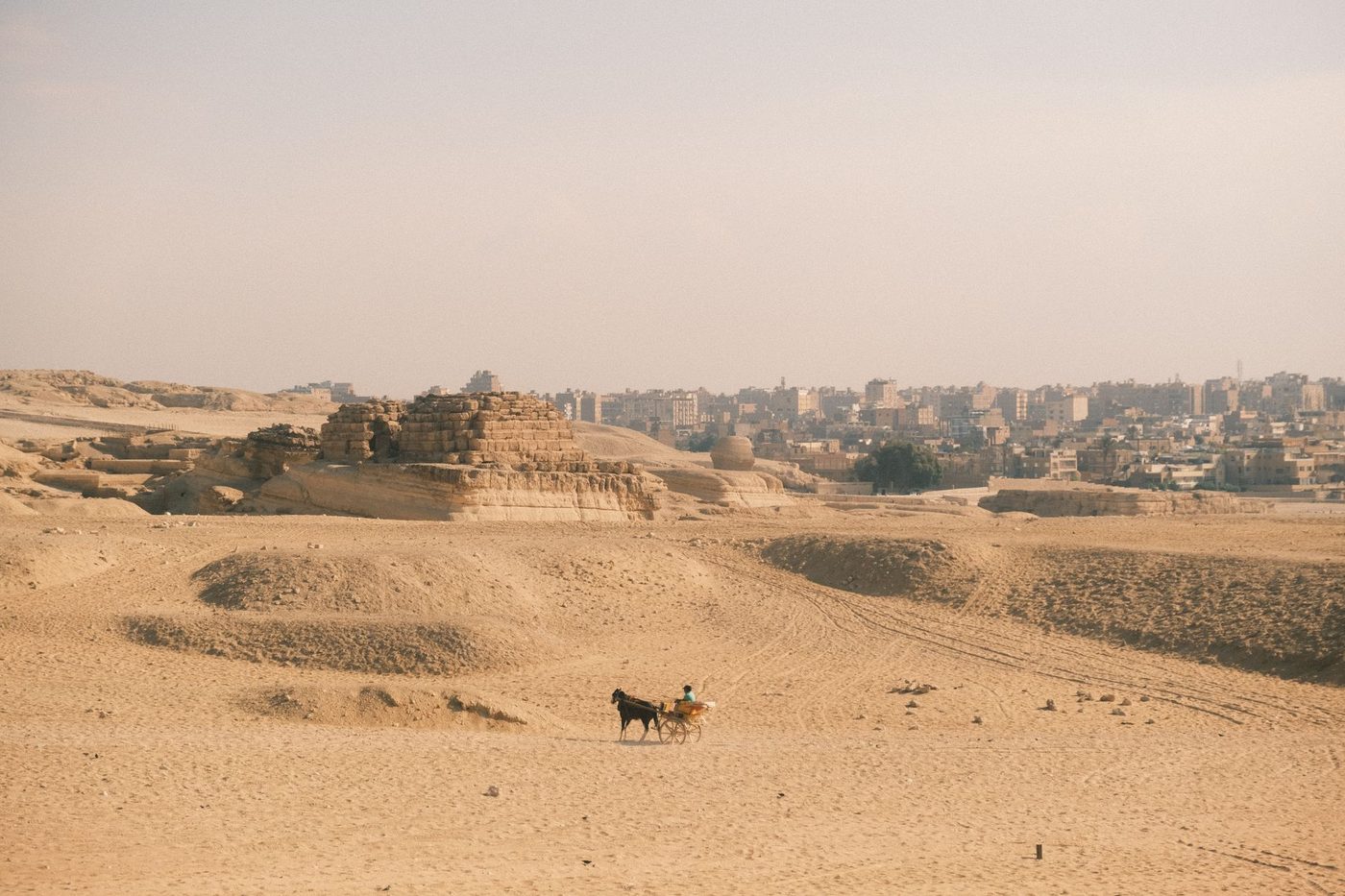 جبانة سقارة الأثرية جنوب القاهرة